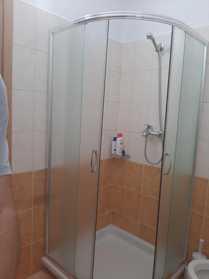 Ferienwohnung Apartament Egzoni City Center Berat Exterior foto