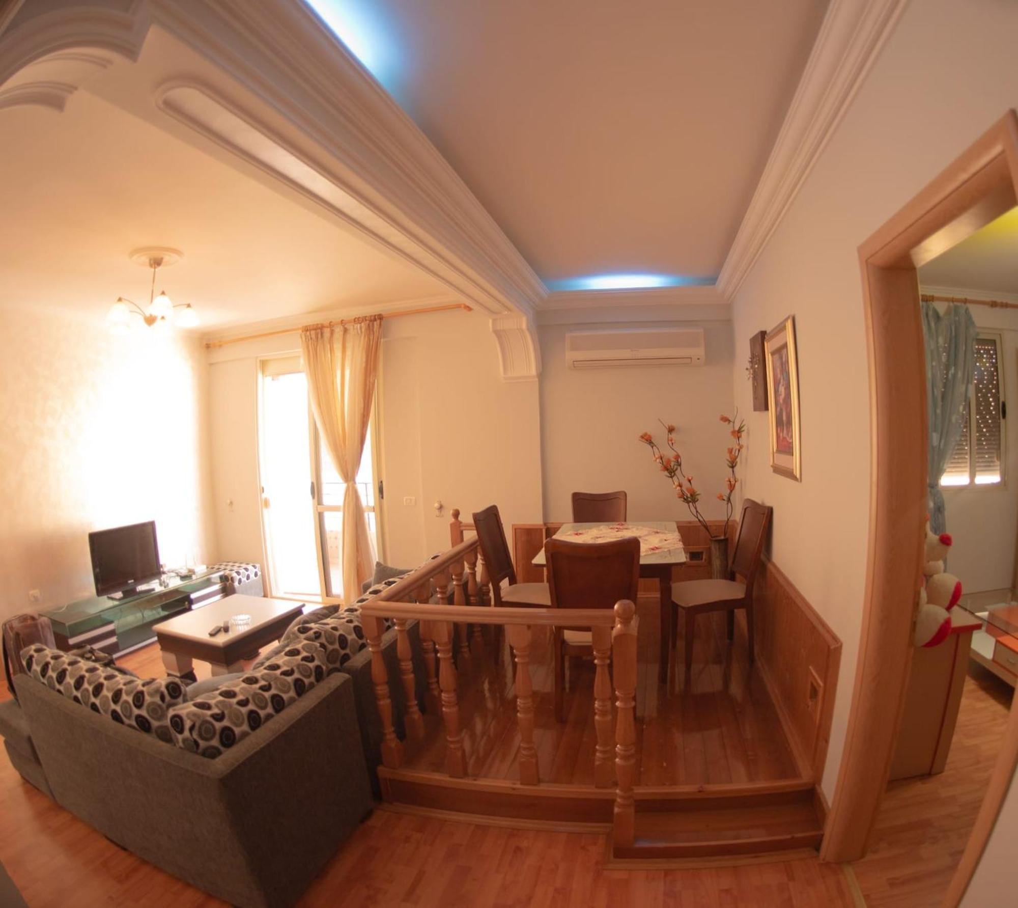 Ferienwohnung Apartament Egzoni City Center Berat Exterior foto